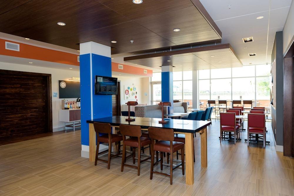 Holiday Inn Express & Suites Mckinney - Frisco East By Ihg McKinney Exterior foto