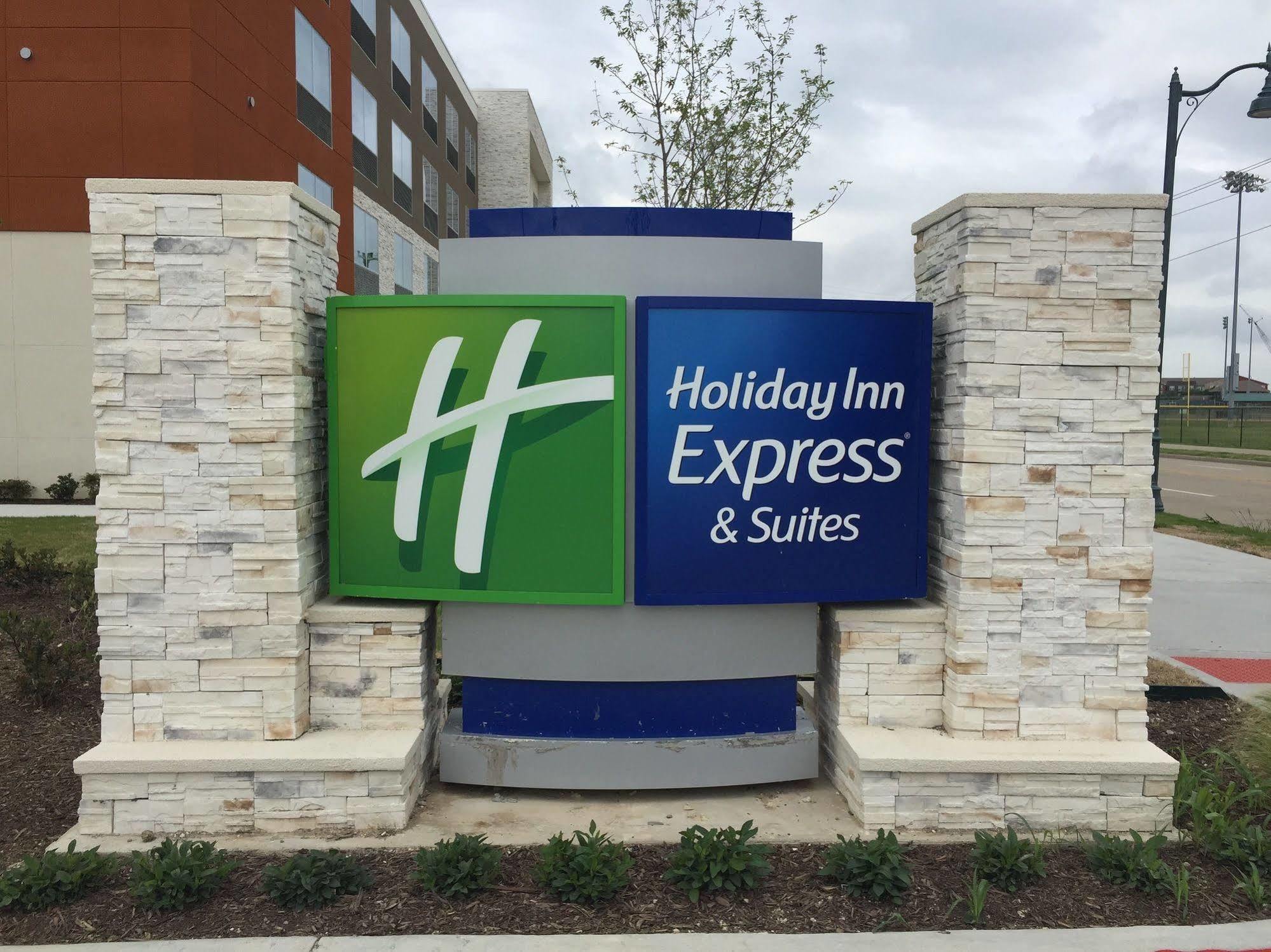 Holiday Inn Express & Suites Mckinney - Frisco East By Ihg McKinney Exterior foto